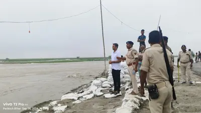 Madhubani News. कमला बलान उफान पर, खतरा निशान से 1.65 मीटर ऊपर