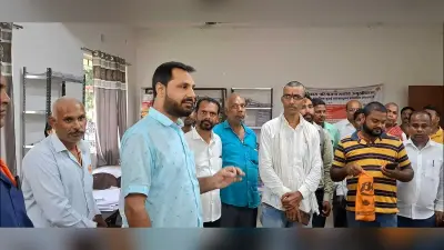 Giridih News: प्रखंड कार्यालय की बदहाली देख भड़के प्रखंड प्रमुख