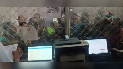 गर्दनीबाग अस्पताल में बिजली कटने से डेढ़ घंटे नहीं कटा पर्चा