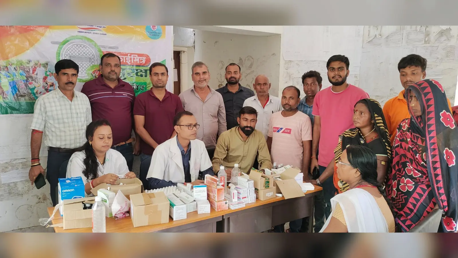 सुरक्षा शिविर में सफाईकर्मी के स्वास्थ्य की हुई जांच