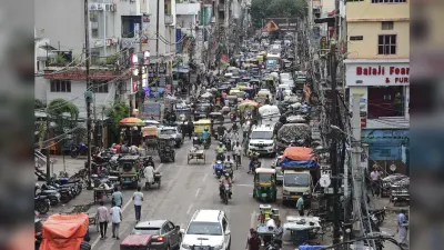 Patna : एक दर्जन से अधिक सड़कों पर नहीं है पार्किंग की व्यवस्था