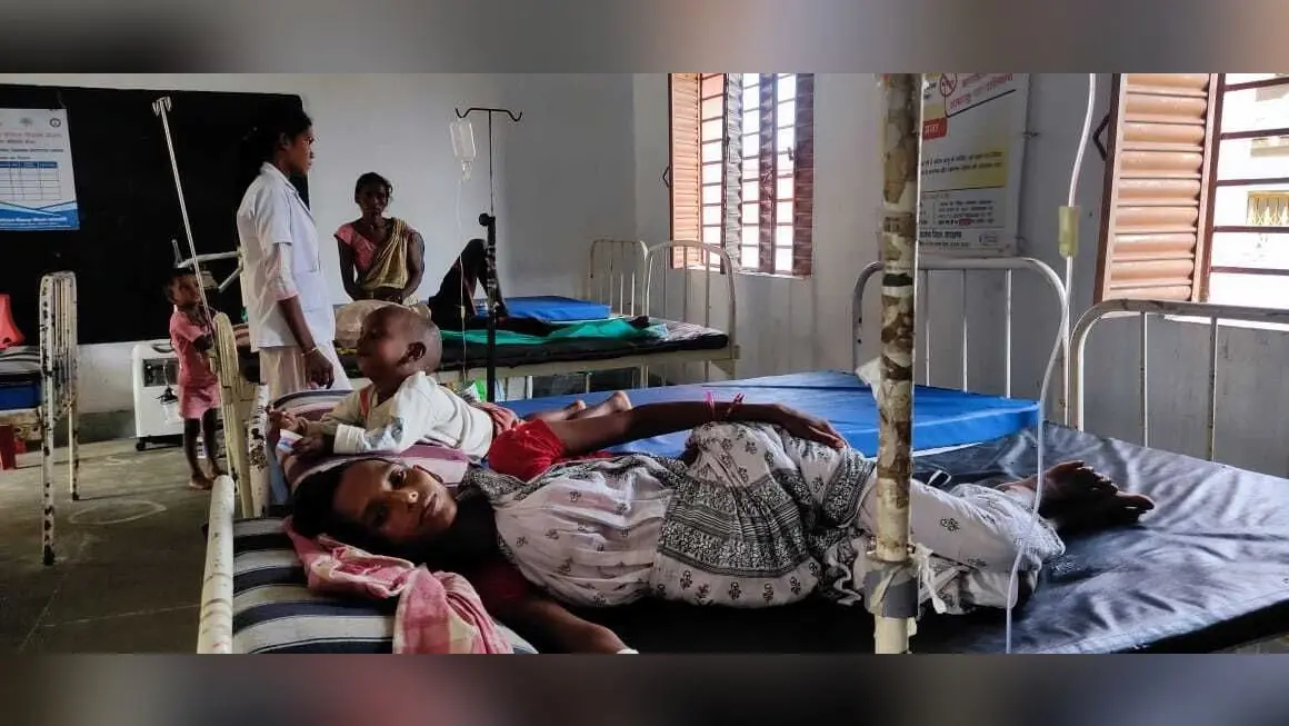 उल्टी व दस्त के दो मरीज सीएचसी में भर्ती