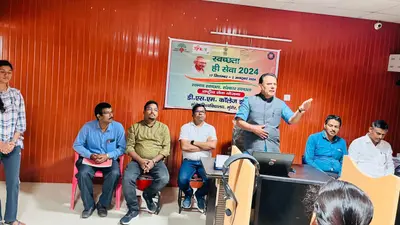 देवत्व के निकटतम है स्वच्छता : प्रो शम्शी