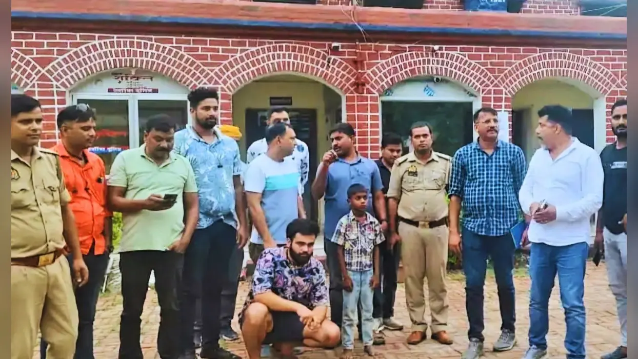 यूपीएससी की तैयारी करने के लिए नहीं था पैसा, तो युवक ने शुरू किया यह अनोखा धंधा, पुलिस ने किया गिरफ्तार