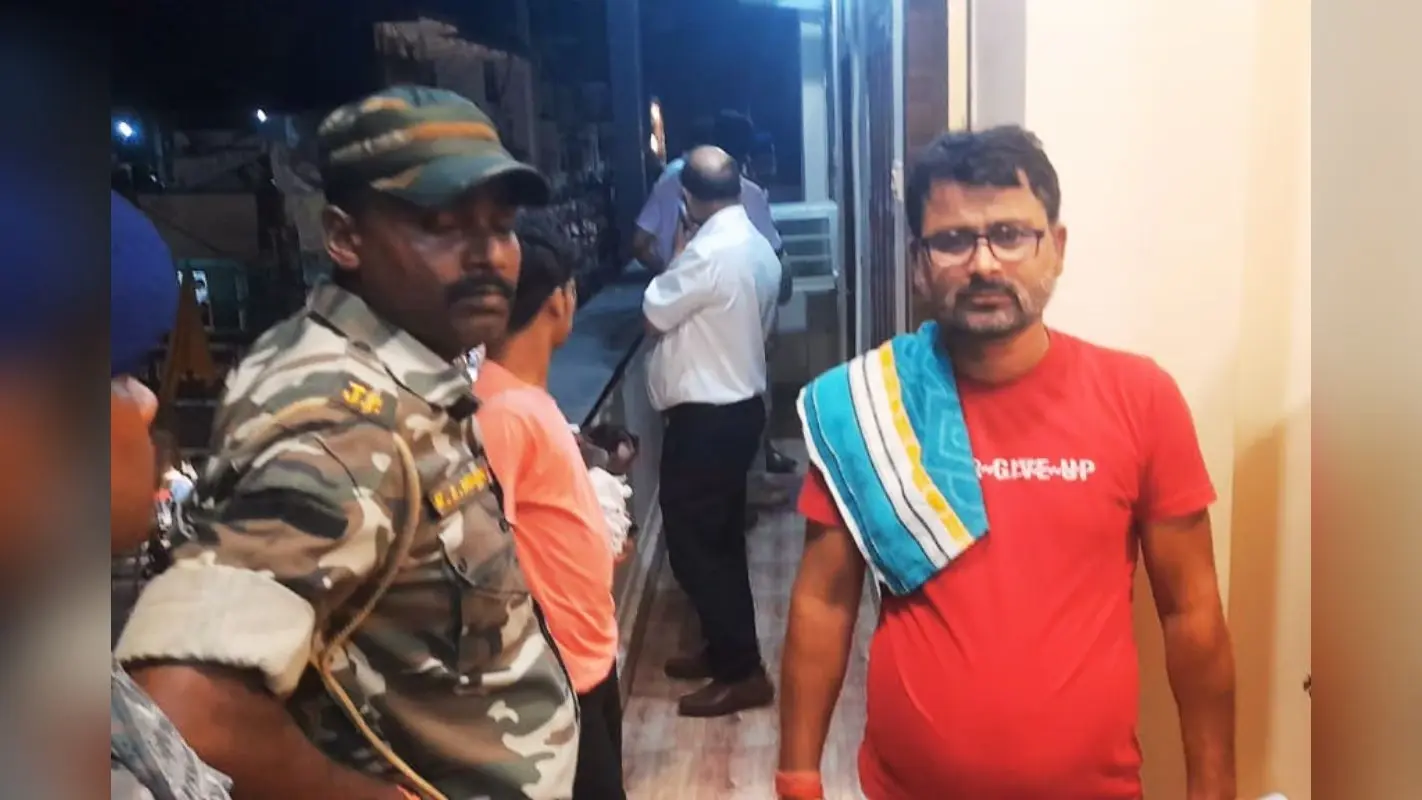 JSSC CGL परीक्षा से पहले मेदिनीनगर के होटल से 90 लाख रुपए बरामद, बिहार के सदान समेत 2 हिरासत में