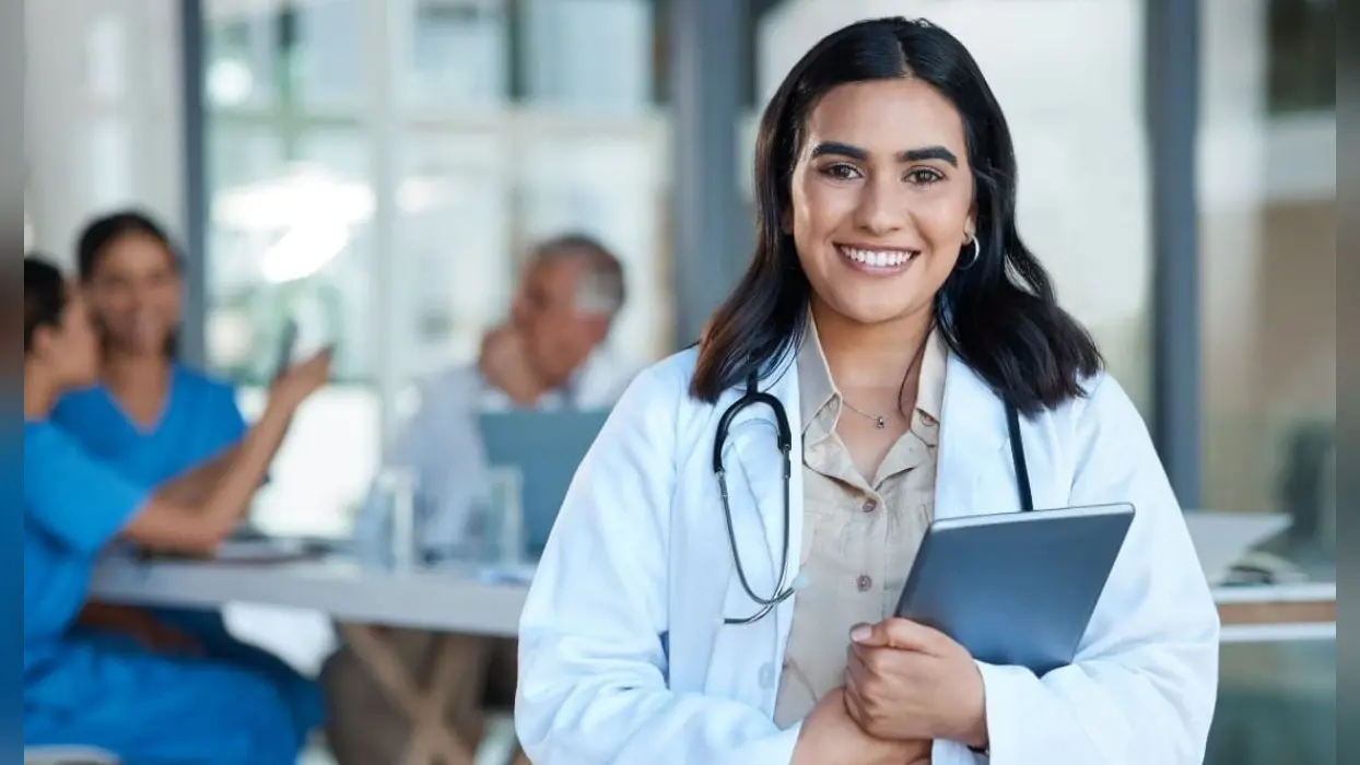 KGMU recruitment 2025 : नर्सिंग ऑफिसर के 733 पदों पर मांगे गये हैं आवेदन