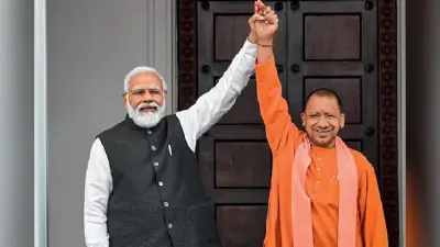 दिवाली से पहले योगी सरकार का गरीबों को तोहफा, यूपी में 15,000 कमाने वालों को भी PM Awas