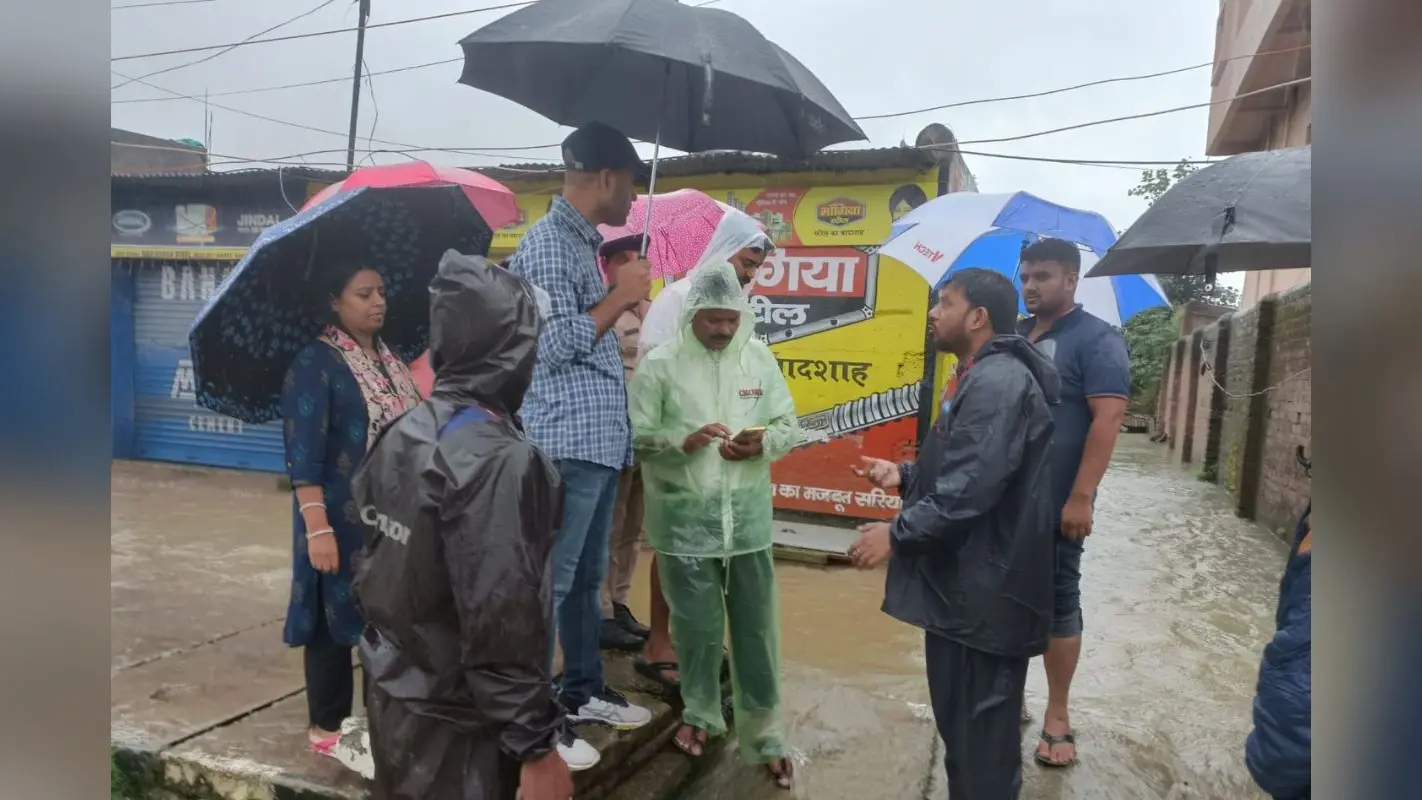Ranchi News: लगातार बारिश से जलजमाव हो तो रांची नगर निगम के इस नंबर पर तुरंत करें कॉल