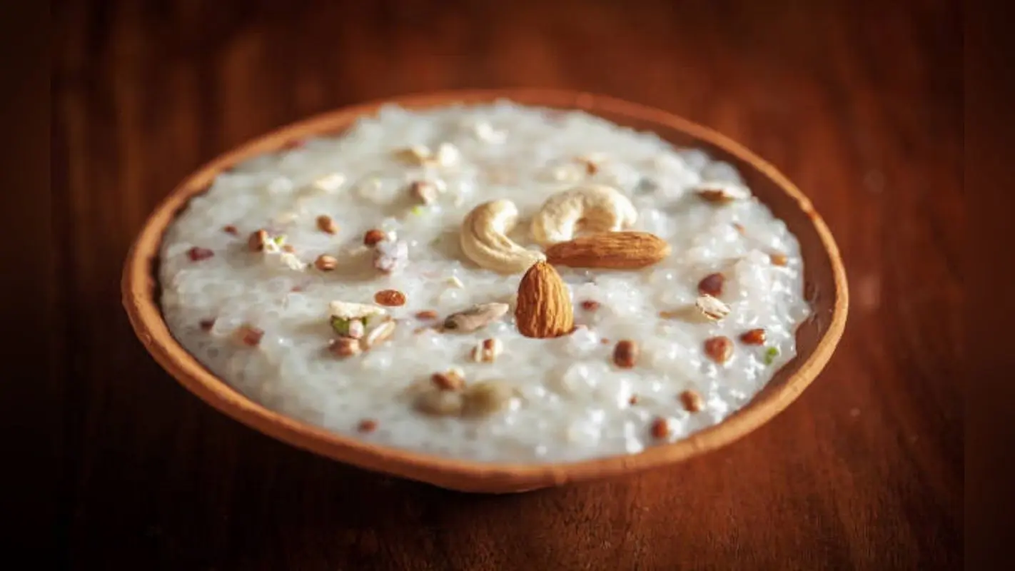 Sabudana Kheer Recipe: नवरात्रि के व्रत में जरूर बनाएं साबूदाने की खीर, यहां देखें रेसिपी