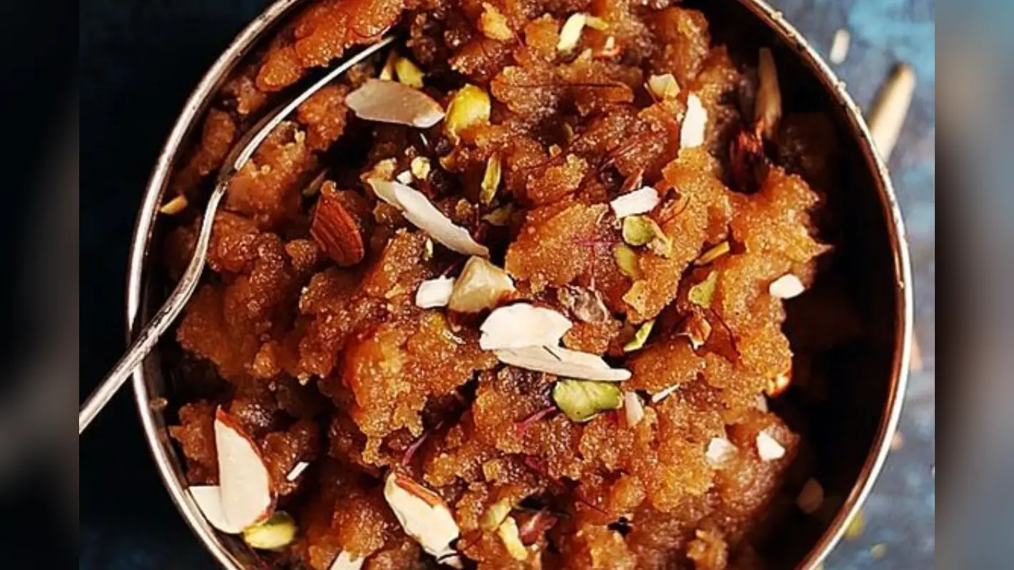 Guru Nanak Jayanti Kada Prasad Recipe: गुरु नानक जयंती पर इस आसान रेसिपी से बनाएं गुरुद्वारे जैसा स्वादिष्ट कड़ा प्रसाद