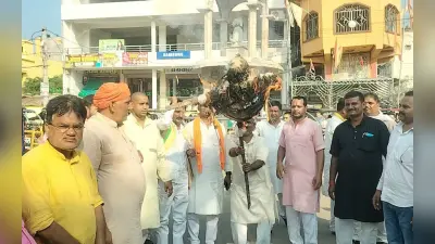 Tirupati मंदिर लड्डू विवाद को लेकर बिहार में प्रदर्शन, पूर्व सीएम का पुतला फूंका, फांसी की मांग