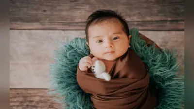 Baby Names: आपके बेटे के लिए नाम की खोज अब होगी समाप्त, इस लिस्ट पर जरूर डालें एक नजर