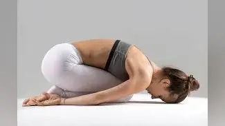 Yoga tips: योग में शामिल करें ये 5 आसनों को, शरीर में रहेगी ताजा फुर्ती, आप भी करें फॉलो