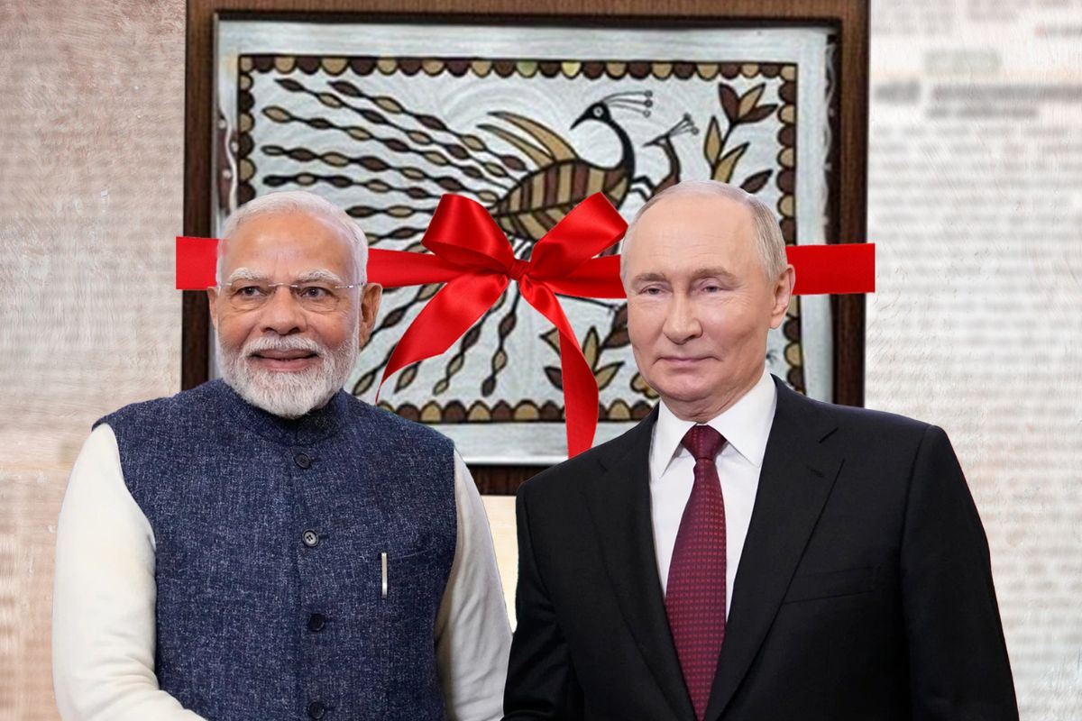 PM Modi ने BRICS Summit के दौरान रूसी राष्ट्रपति पुतिन को गिफ्ट की सोहराई पेंटिंग
