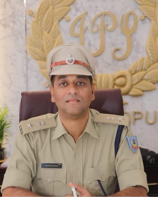 Jamshedpur News : एसएसपी किशोर बोल रहा हूं, जिसे पकड़े हो छोड़ दो, …और फिर