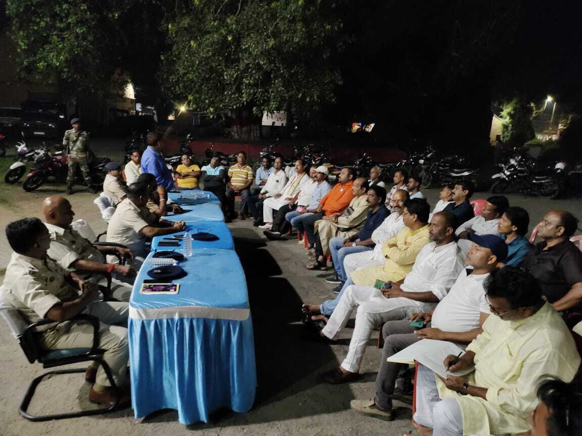 प्रतिमा विसर्जन के दौरान विवाद के बाद शांति समिति सदस्यों ने सद्भाव कायम रखने पर दिया जोर