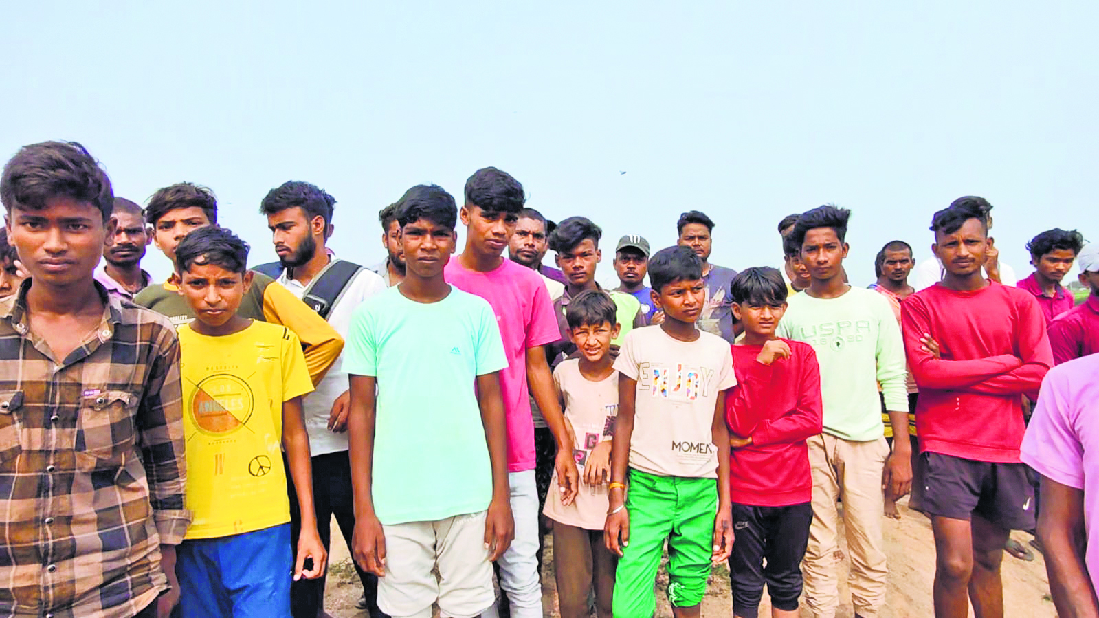 Gaya News : युवती की हत्या कर शव को नदी में दबाया, नोच रहे थे कुत्ते
