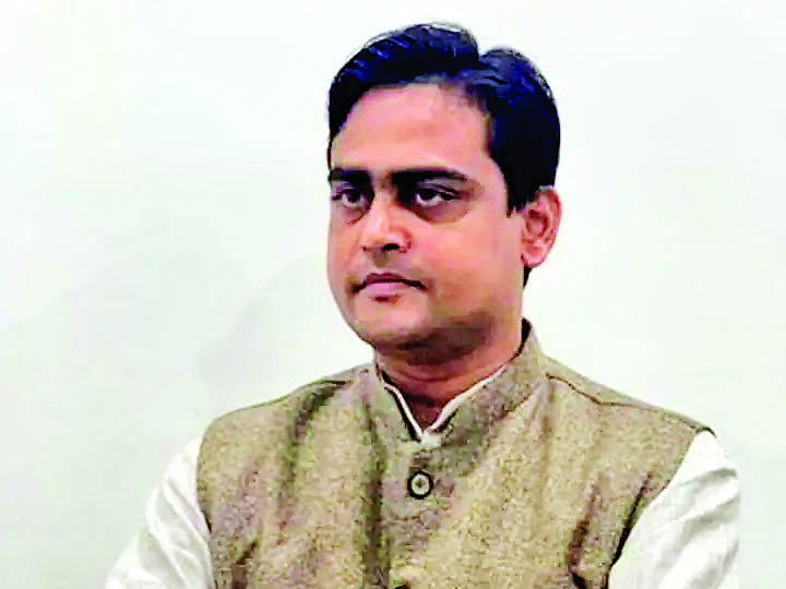 हिंदी और बांग्लाभाषियों के बारे में मुख्यमंत्री की सोच आम आदमी के लिए मायने नहीं रखती : केंद्रीय मंत्री