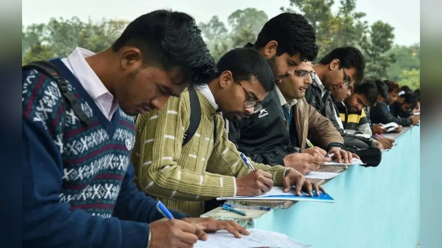 AAICLAS recruitment 2025 : एएआईसीएलएएस में असिस्टेंट (सिक्योरिटी) की 166 रिक्तियां