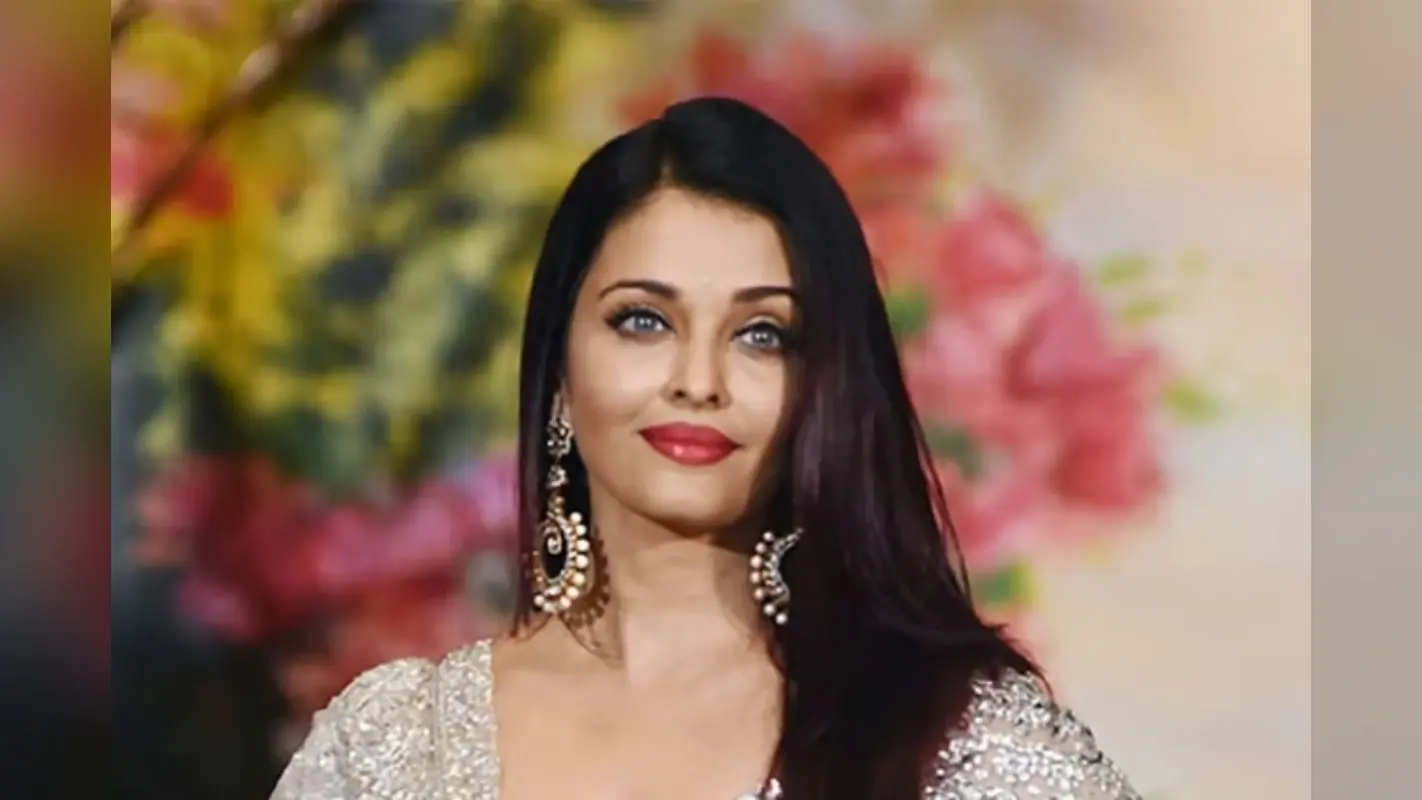 Aishwarya Rai Net Worth: बच्चन परिवार के बहू और पूर्व मिस वर्ल्ड ऐश्वर्या राय बच्चन के पास कितनी है संपत्ति