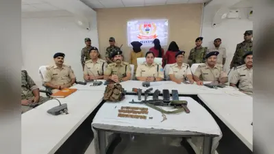Jharkhand Naxal News: पुलिस को मिली बड़ी सफलता, AK 47 के साथ पकड़ाये टीएसपीसी के तीन कमांडर