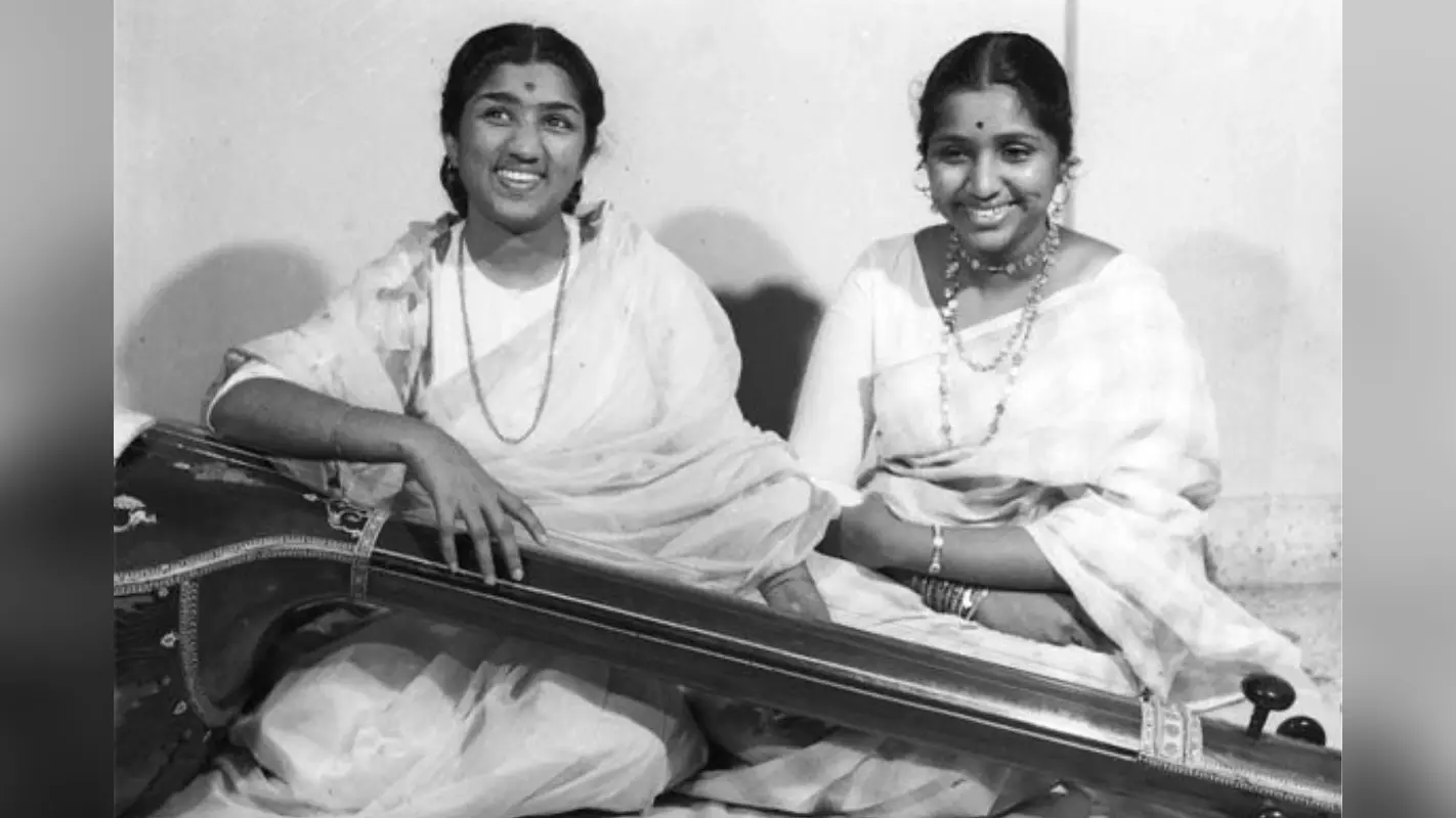 Asha Bhosle Birthday: जब अपनी ही बहन की दुश्मन बन गई थीं आशा ताई, जानिए आखिर क्या थी वजह