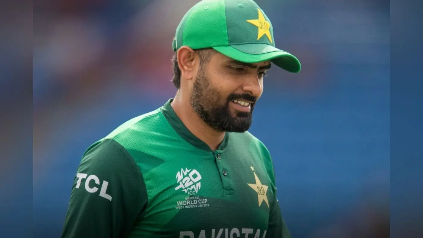 Pakistan Cricket: पाकिस्तान क्रिकेट में बवाल, बाबर आजम ने कप्तानी छोड़ी, फिर अब्दुल कादिर के बेटे ने भी लिया संन्यास
