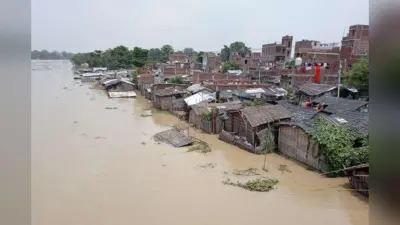 Muzaffarpur News: बूढ़ी गंडक डेंजर लाइन के करीब, जिला प्रशासन अलर्ट