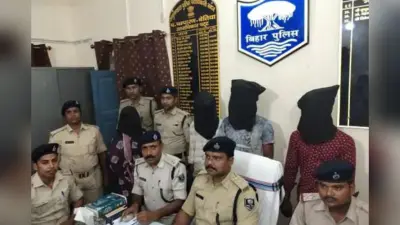 Bettiah News: अपराध की साजिश रचते 2 बदमाश गिरफ्तार, देसी पिस्टल व दो कारतूस जब्त