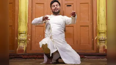 Video: कृष्ण के दिवाने हुए BHU के पूर्व छात्र, अब विदेशियों को भी सिखा रहे कथक नृत्य