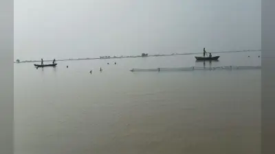 Bihar News: बगहा में घने कोहरे के कारण गंडक नदी में बड़ी नाव से टकरा छोटी नाव डूबी, ऐसे बचे लोग