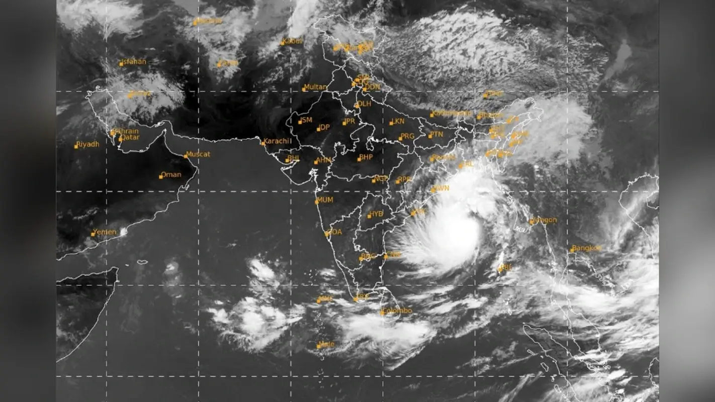 Cyclone Dana: तूफान दाना झारखंड में भी मचाएगा तबाही, 24 से 27 अक्टूबर तक मूसलाधार बारिश, हाई अलर्ट