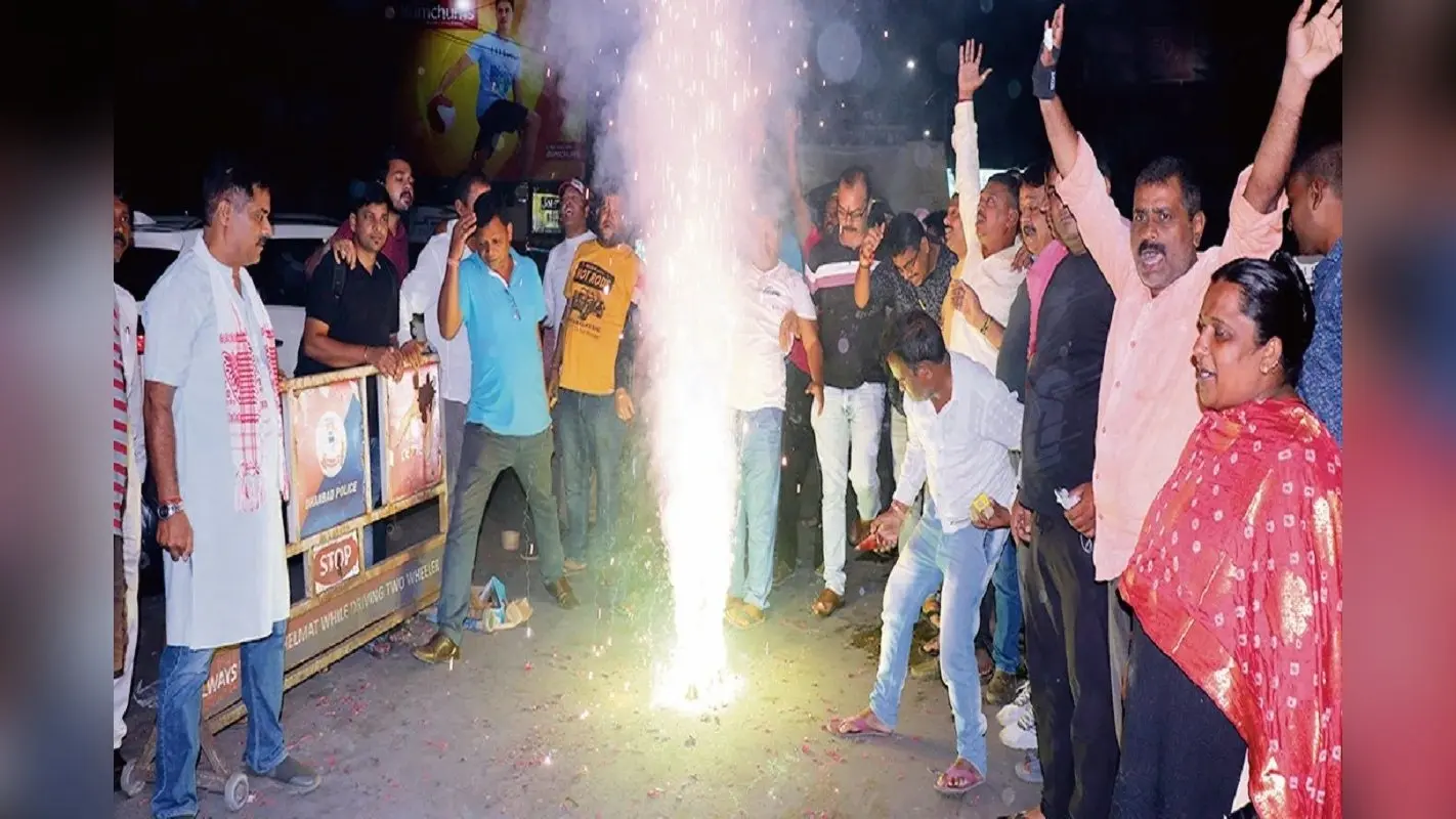धनबाद में टिकट की आस लगाये बैठे कई BJP कार्यकर्ताओं के चेहरे पर मायूसी, ये 2 पहली बार ठोकेंगे ताल