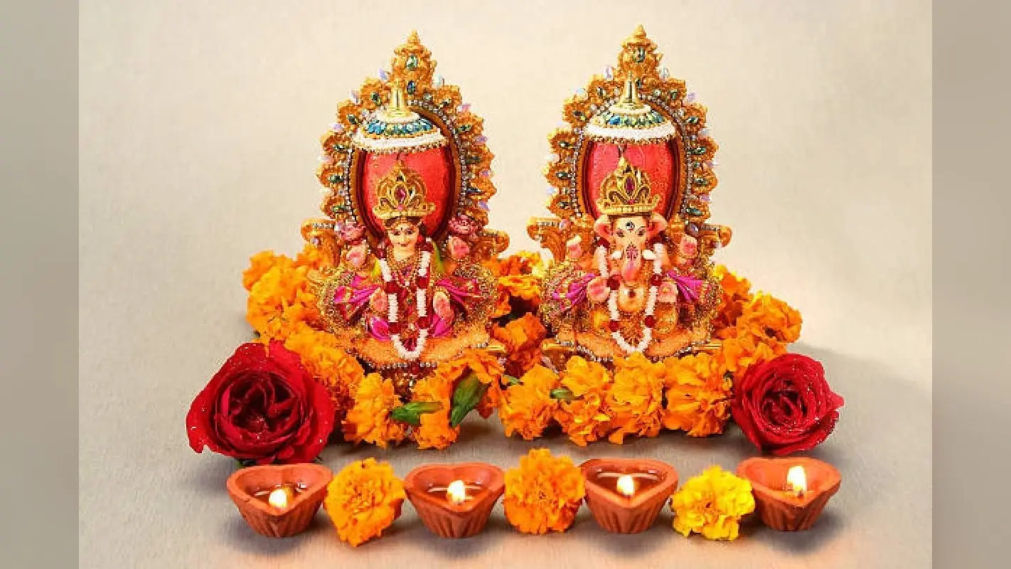 Diwali Puja 2024: हर दिवाली पर क्यों खरीदी जाती है लक्ष्मी-गणेश की नई मूर्ति, जानें क्या है कारण