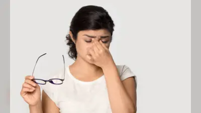 Eyesight : किन गलतियों की वजह से छिन जाती है आंखों की रोशनी? हो जाएं सतर्क