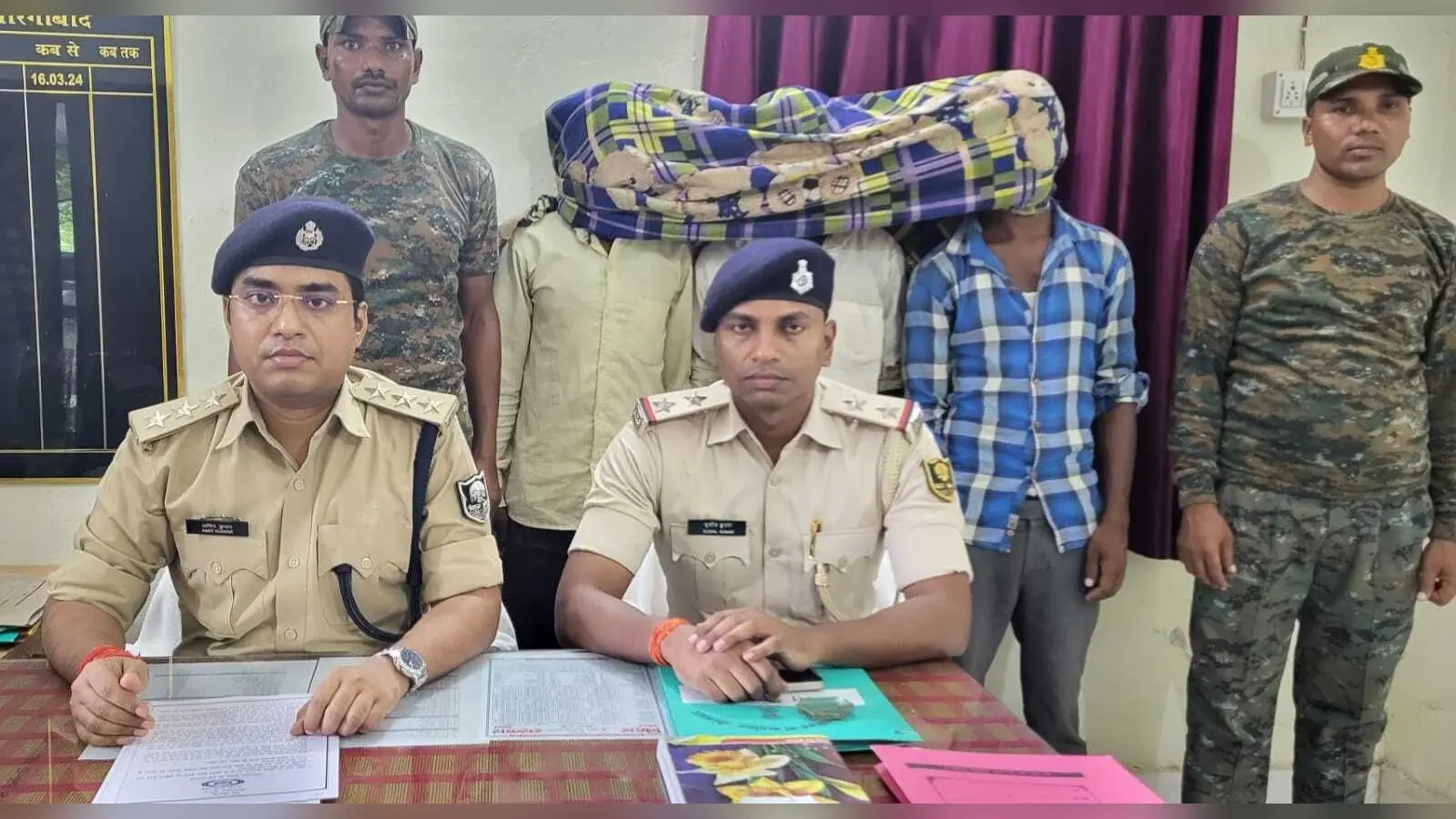 Aurangabad News : ओझा-गुनी के आरोप में अधेड़ की हत्या में शामिल तीन आरोपित गिरफ्तार