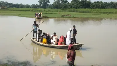 flood news , Sirsia”s road connectivity with block headquarters lost: हसनपुर के सिरसिया का प्रखंड मुख्यालय से सड़क संपर्क टूटा