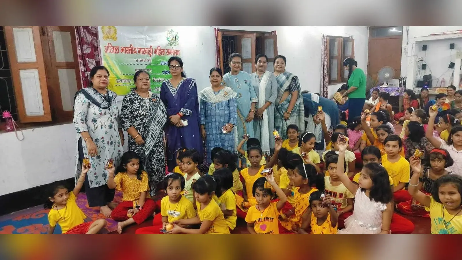 बच्चियों को गुड व बैड टच के बारे में दी गयी जानकारी