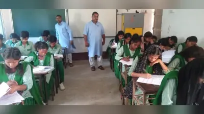 करमाटांड़ के चार विद्यालयों में हुई एसए-वन की परीक्षा