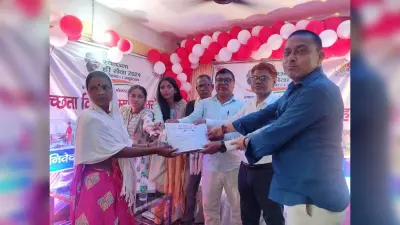 नगर परिषद ने सफाई कर्मियों को किया सम्मानित