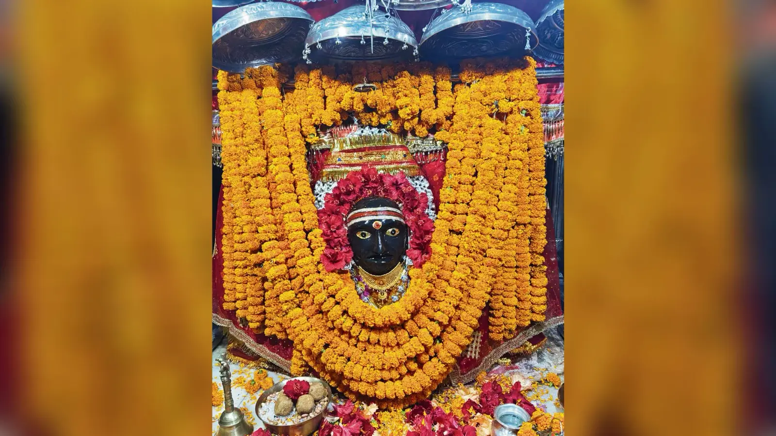 Gopalganj News : कलश स्थापन के साथ आज होगी मां शैलपुत्री की उपासना, नौ दिनों तक श्रद्धालु माता के विभिन्न रूपों की आराधना करेंगे भक्त