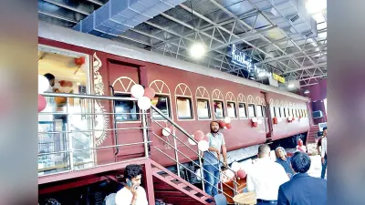 रेल कोच रेस्टोरेंट का रेलमंत्री ने किया उद्घाटन
