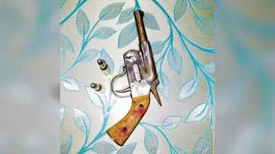 hajipur news. सीएसपी संचालक को लूटने के फिराक में बैठे बदमाश को पुलिस ने दबोचा