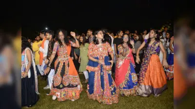 DHANBAD NEWS : शक्ति मंदिर में हुआ मां शैलपुत्री का आवाहन