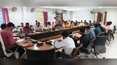 पूजा में इको फ्रेंडली मूर्ति व पत्ते के दोना का करें इस्तेमाल