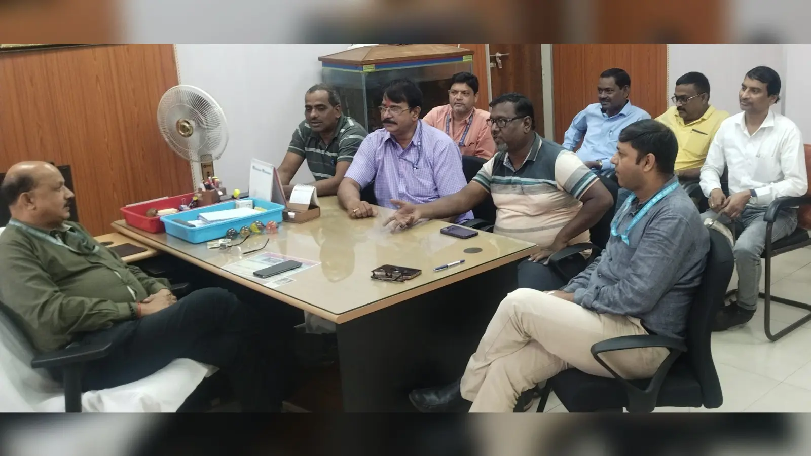 Bokaro News: बाेनस को लेकर सोशल मीडिया पर भड़ास निकाल रहे हैं कर्मी