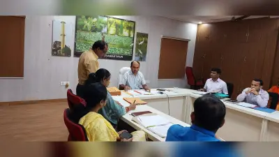 Public Grievance Redressal: लोक शिकायत निवारण के 18 मामलों की डीएम ने की सुनवाई