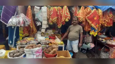 नवरात्र के चार दिन गुजर गये फिर भी बरकरार है माता की चुनरी का क्रेज