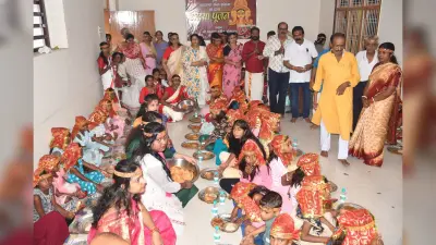 Bokaro News: 101 कन्या पूजन के साथ हुई मां दुर्गा की आराधना