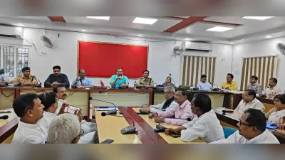 Darbhanga news: दुर्गापूजा के दौरान शहर में बेहतर व्यवस्था को लेकर हुआ विमर्श